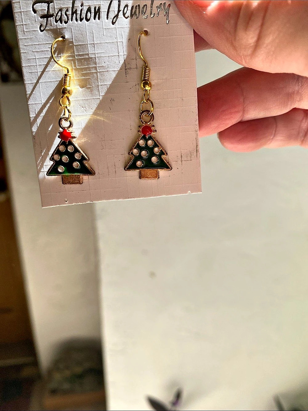 Christmas Tree Earrings in Green & Gold new without tags